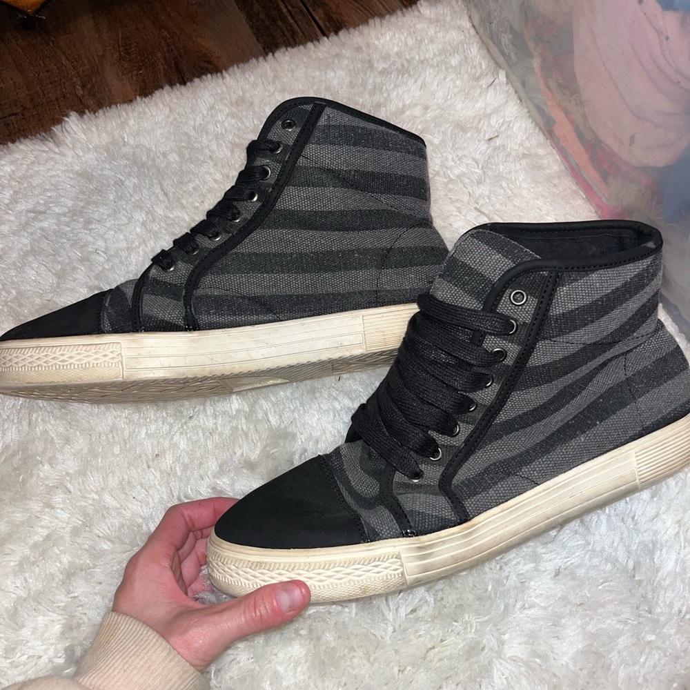 Mens stripe canvas vans